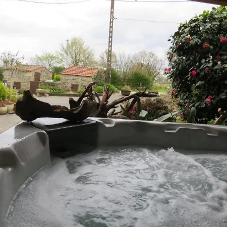 Le Domaine Des Fees * La Gaubretiere